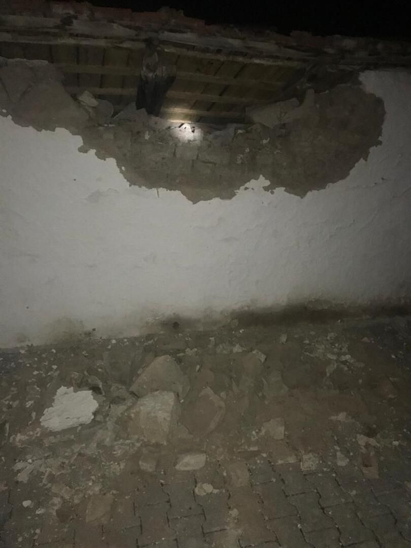 Halk sokakta! Kriz masası oluşturuldu 11