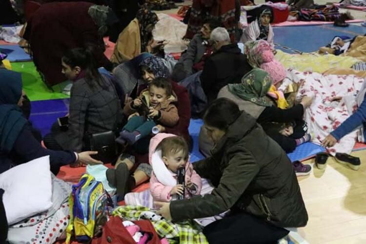 Elazığlılar geceyi böyle geçirdi 5