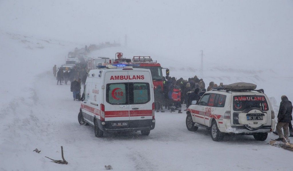 Fotoğraflarla büyük facia: Olayın dehşeti gözler önüne seriliyor 14
