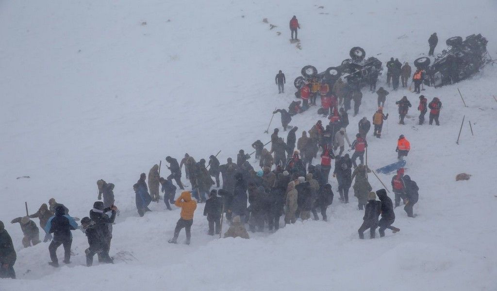 Fotoğraflarla büyük facia: Olayın dehşeti gözler önüne seriliyor 25