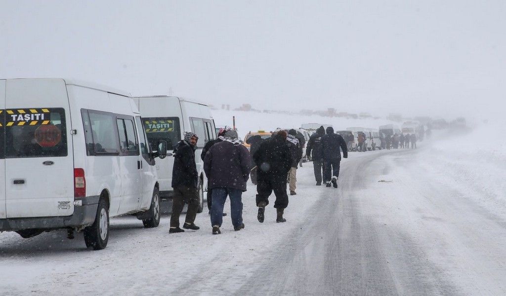 Fotoğraflarla büyük facia: Olayın dehşeti gözler önüne seriliyor 26