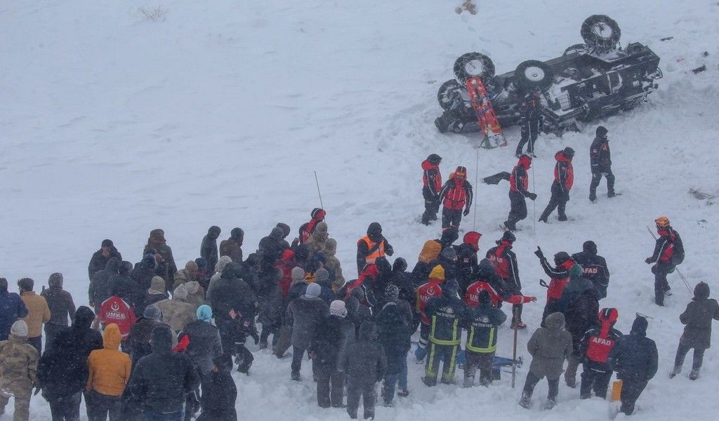 Fotoğraflarla büyük facia: Olayın dehşeti gözler önüne seriliyor 30