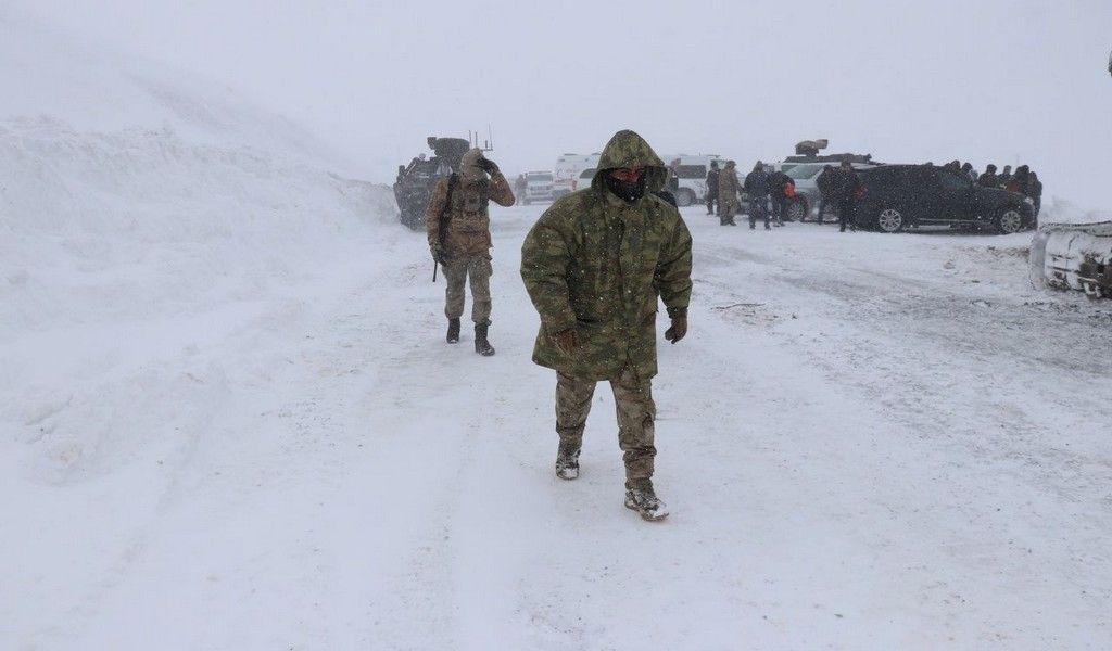 Fotoğraflarla büyük facia: Olayın dehşeti gözler önüne seriliyor 38