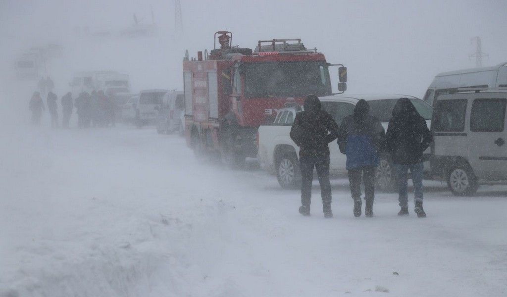Fotoğraflarla büyük facia: Olayın dehşeti gözler önüne seriliyor 41