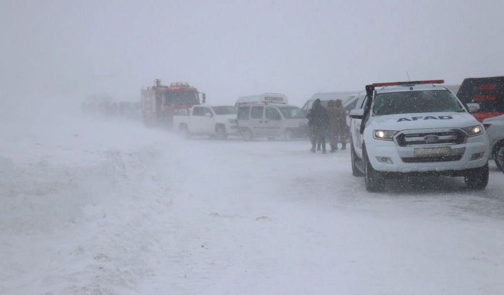 Fotoğraflarla büyük facia: Olayın dehşeti gözler önüne seriliyor 42