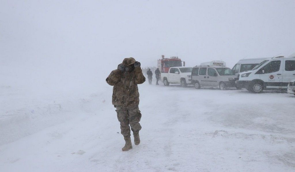 Fotoğraflarla büyük facia: Olayın dehşeti gözler önüne seriliyor 43