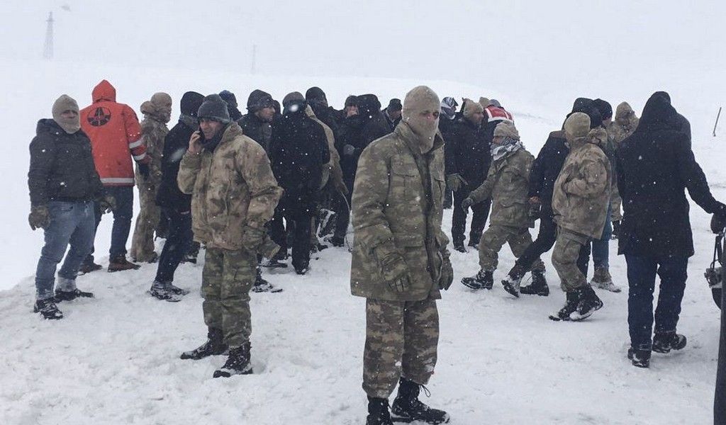 Fotoğraflarla büyük facia: Olayın dehşeti gözler önüne seriliyor 46