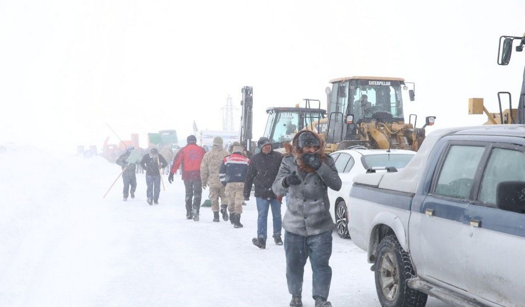Fotoğraflarla büyük facia: Olayın dehşeti gözler önüne seriliyor 5