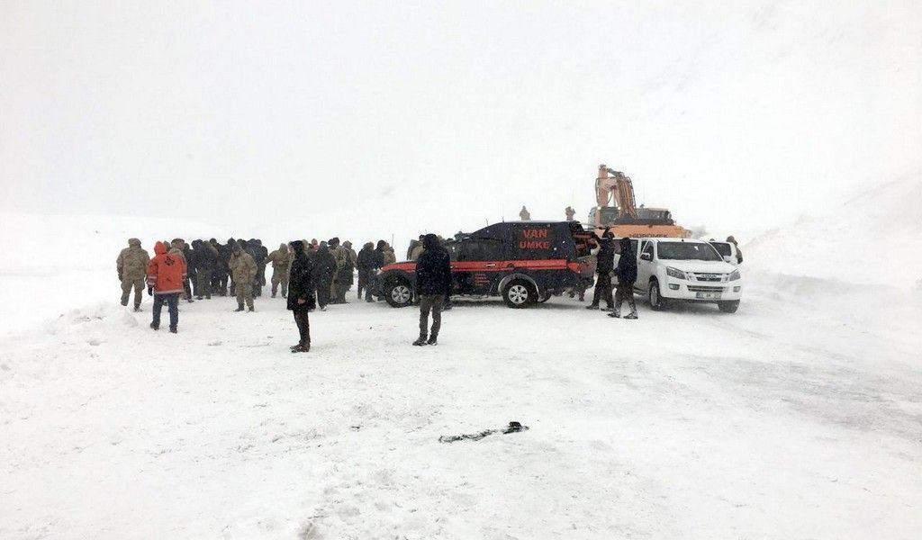 Fotoğraflarla büyük facia: Olayın dehşeti gözler önüne seriliyor 51