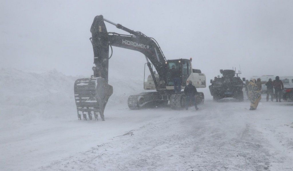 Fotoğraflarla büyük facia: Olayın dehşeti gözler önüne seriliyor 64