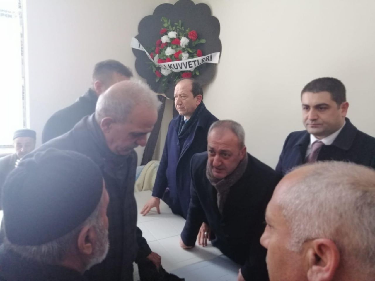 MHP heyeti çığ felaketi bölgesinde 18