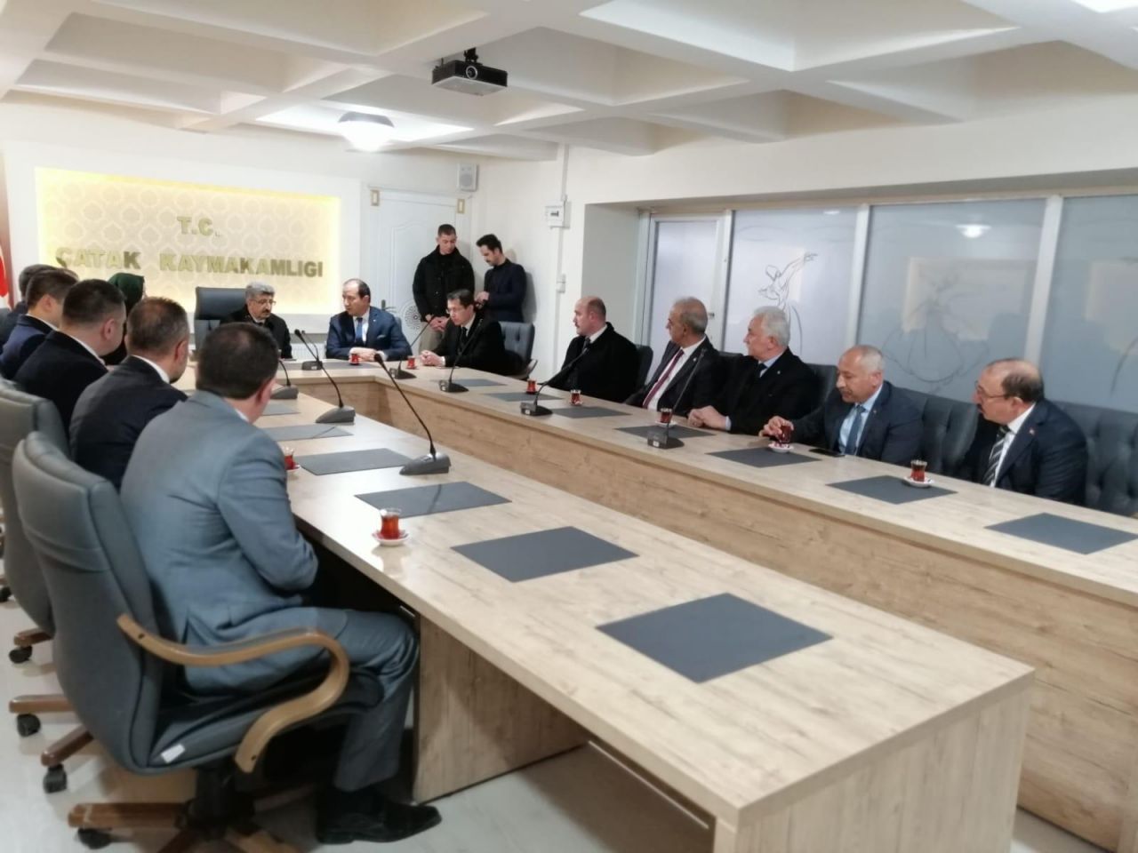 MHP heyeti çığ felaketi bölgesinde 13