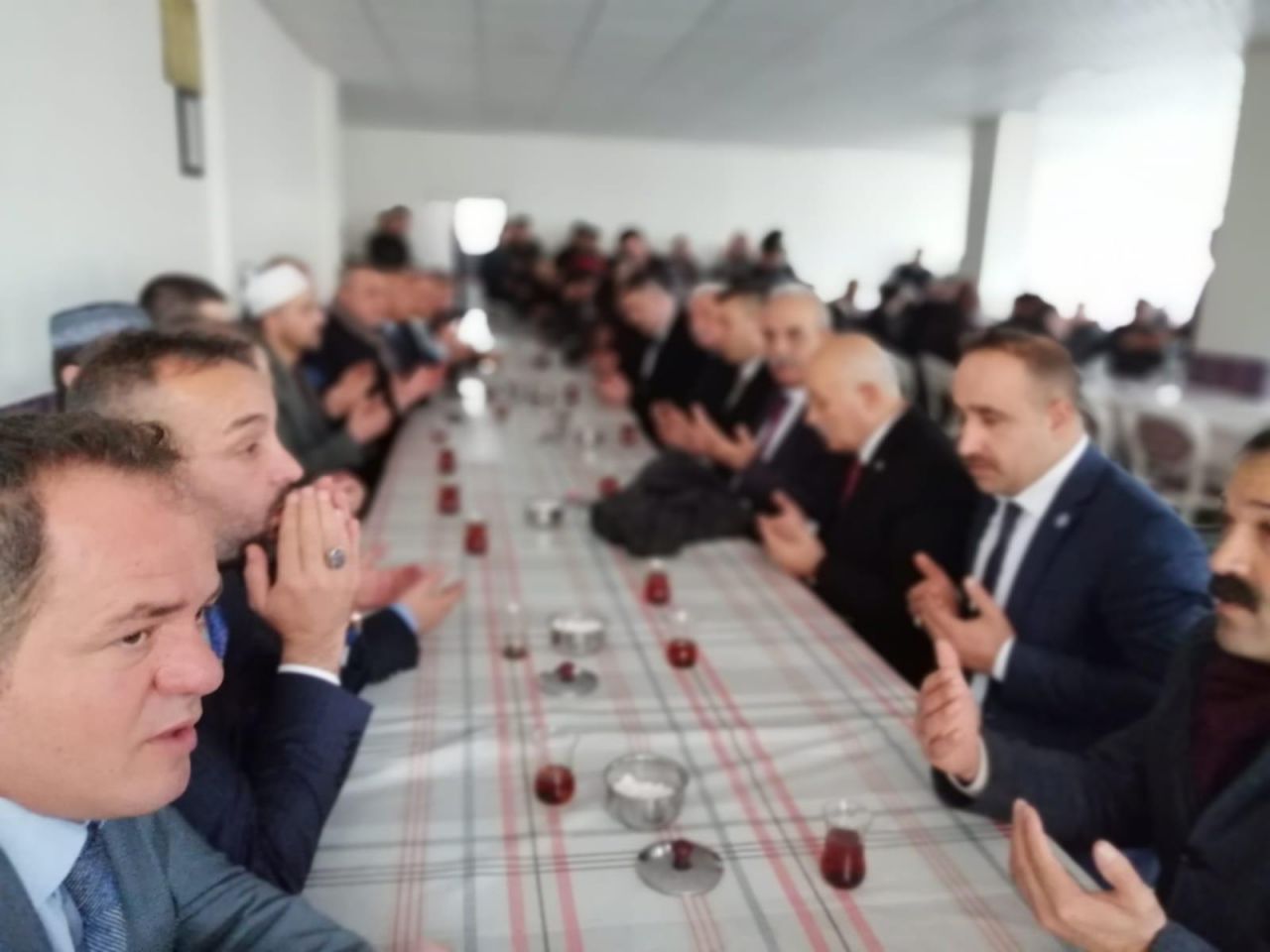 MHP heyeti çığ felaketi bölgesinde 6