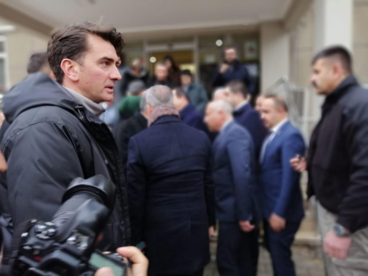 MHP heyeti çığ felaketi bölgesinde 23