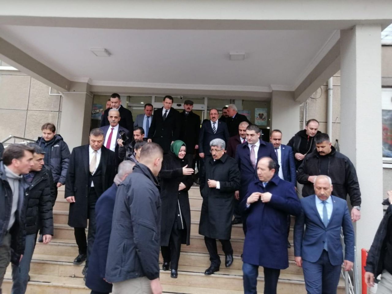 MHP heyeti çığ felaketi bölgesinde 38