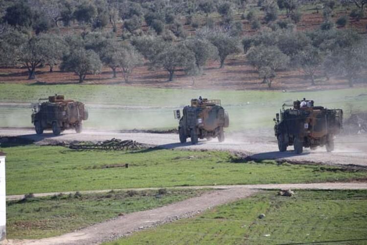 İdlib'de hain saldırı sonrası sınırda sıcak saatler 10