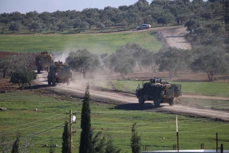 İdlib'de hain saldırı sonrası sınırda sıcak saatler 7