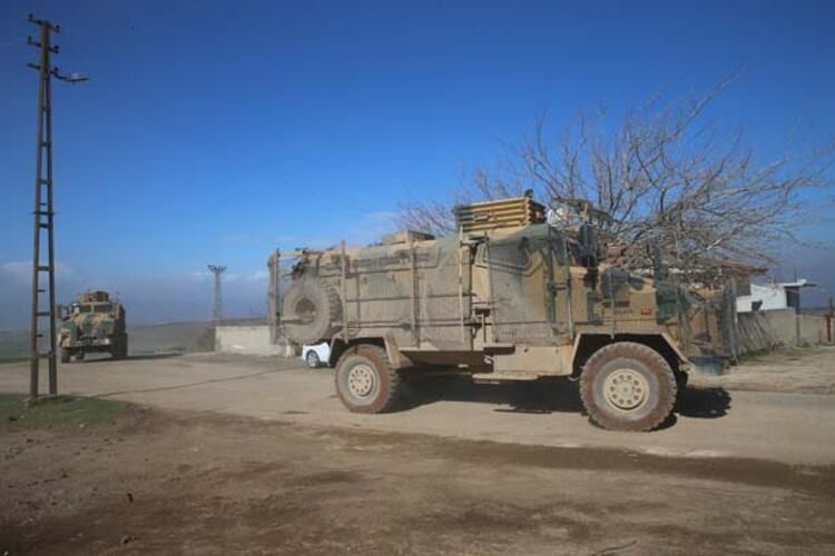 İdlib'de hain saldırı sonrası sınırda sıcak saatler 13