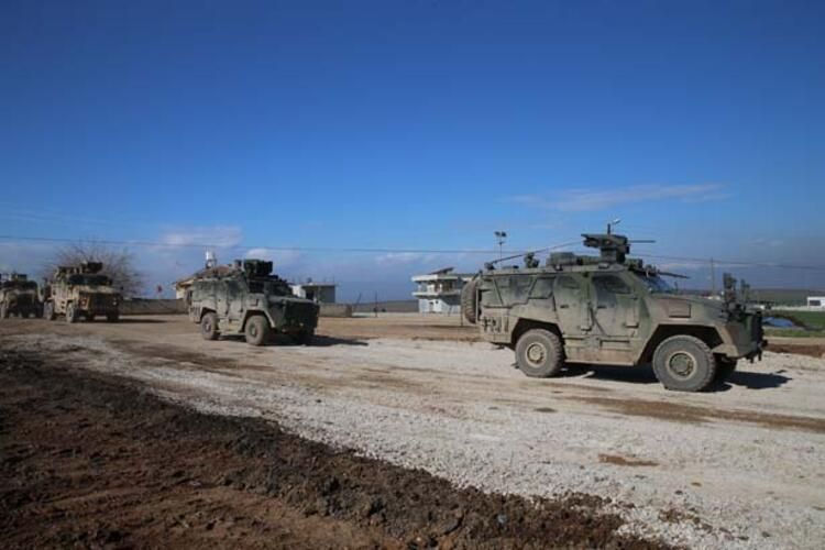 İdlib'de hain saldırı sonrası sınırda sıcak saatler 16