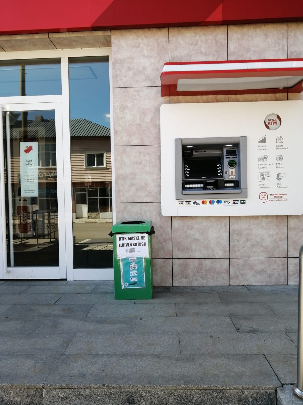 Sarız'da maske ve eldiven atıkları için özel kutu 7