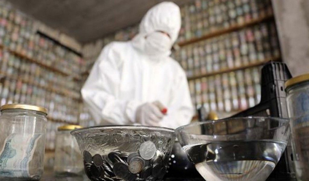 4 ton parayı dezenfekte etti... 9