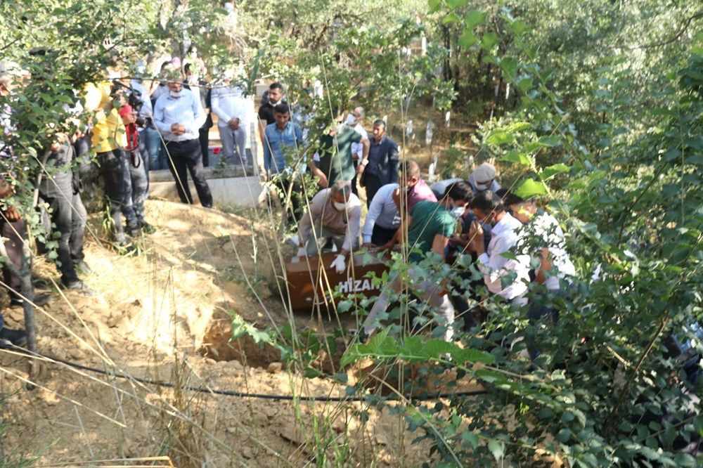 Pınar son yolculuğuna uğurlandı 12