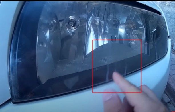 Diş macununun araba farına inanılmaz etkisi 1