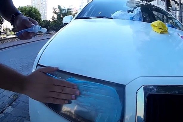 Diş macununun araba farına inanılmaz etkisi 4