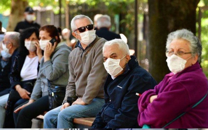 Sadece markete izni! 65 yaş üstüne yasak gelen iller 42'ye çıktı 25