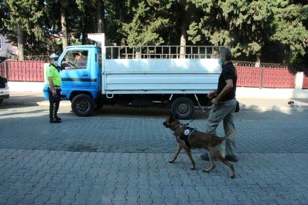 Polisleri gören genç kız kaçmaya çalıştı 3