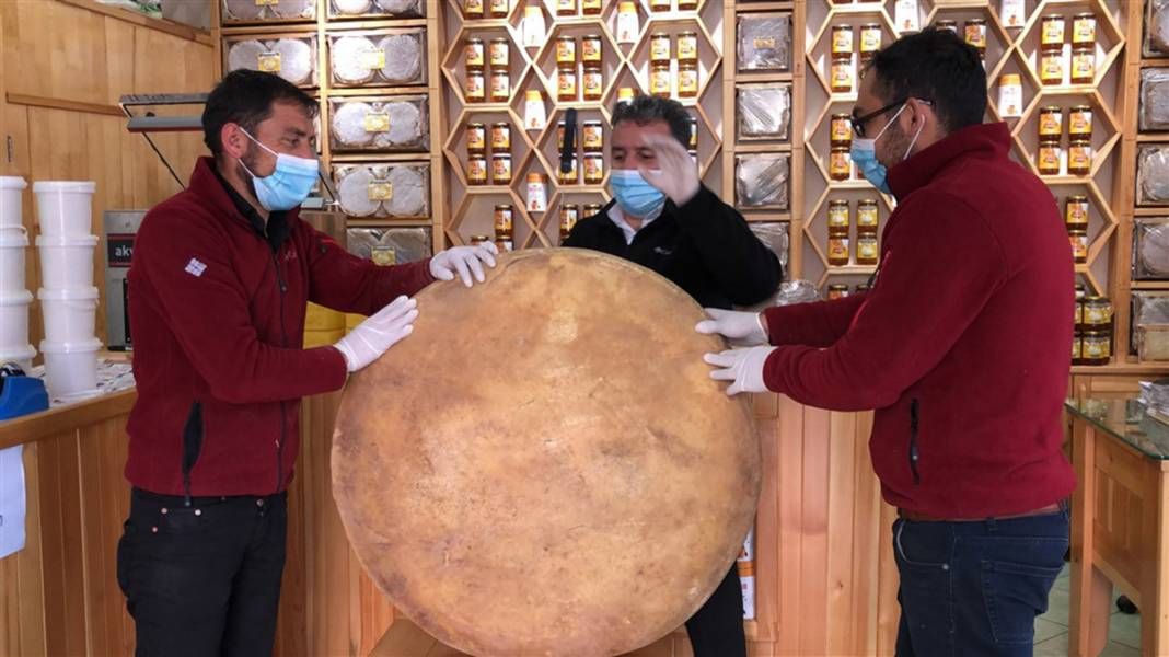 Büyüklüğünü gören inanamıyor! Değeri 10 bin TL 7