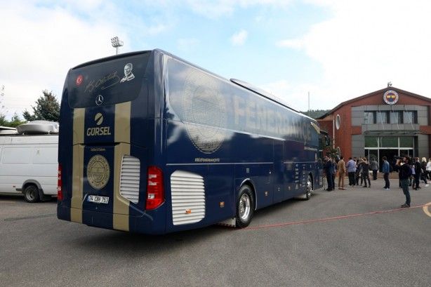 Fenerbahçe otobüsünde bomba kurşun detay! 13