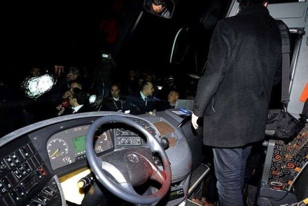 Fenerbahçe otobüsünde bomba kurşun detay! 3