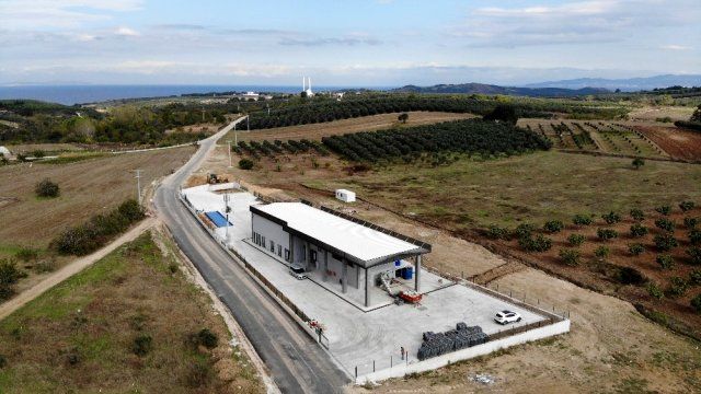 Köylülerden imece usulü fabrika 5