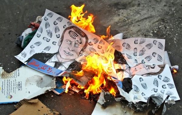 Tek sözü yetti! Müslümanlardan Macron'a tepki 16