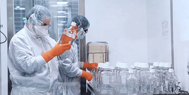 Dünyanın merakla beklediği aşı yola çıkıyor! 6