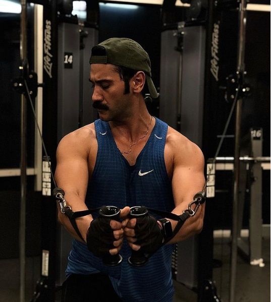 Eren Bülbül ve Şehit Ferhat Gedik hayatıyla film oluyor 8