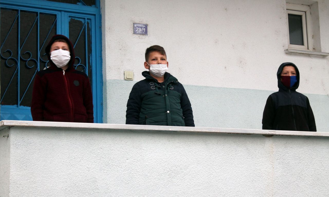 Bakan çağrı yapmıştı! 81 ilde tüm okullarda İstiklal Marşı okundu 2