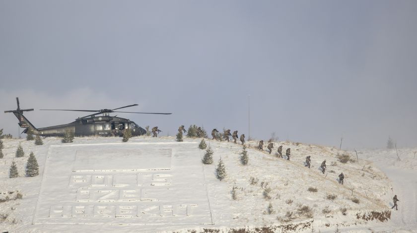 Özel harekâtçı kadınlar nefes kesti 12