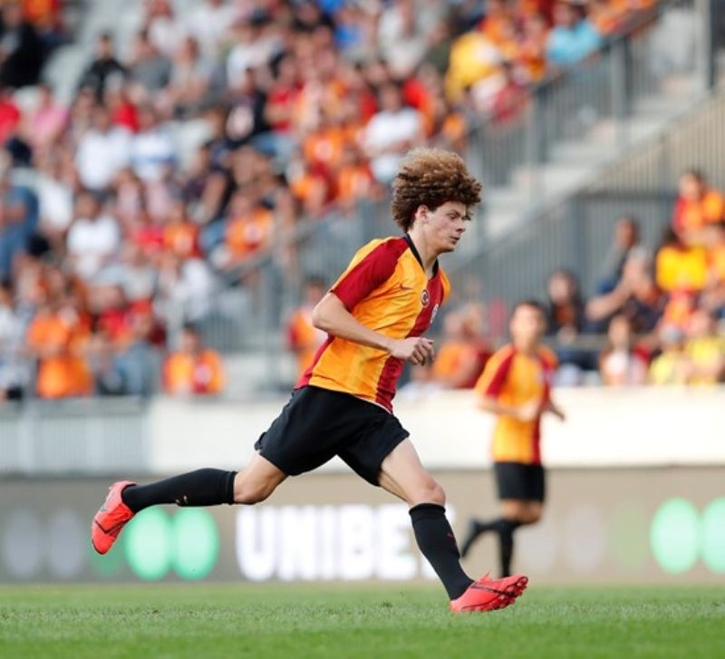 Galatasaray Erencan Yardımcı'yı sattı, sosyal medya karıştı! 11