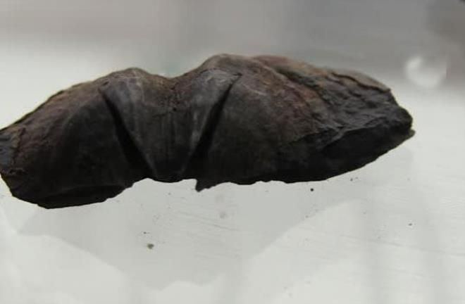 Bu taş, tek bir şeyin varlığına işaret ediyor 2