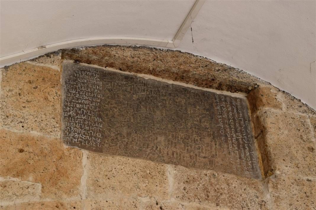 Benzeri yok... Üzerinde 3 dil birden var 1