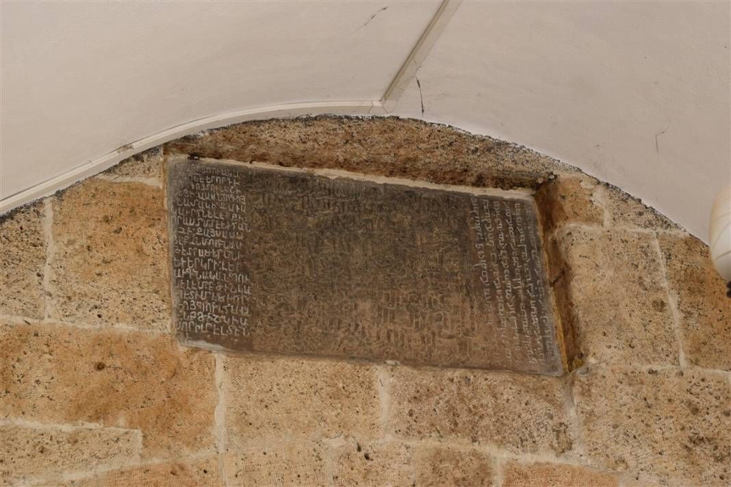 Benzeri yok... Üzerinde 3 dil birden var 5