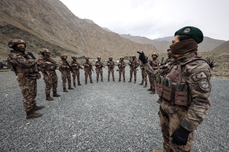 'Özel kahramanlar' tetikte! PKK'nın kabusu oldular 11