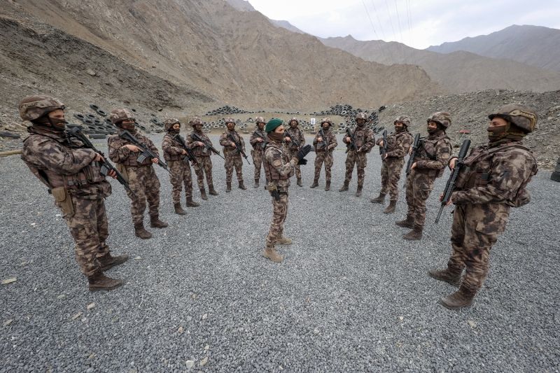 'Özel kahramanlar' tetikte! PKK'nın kabusu oldular 14