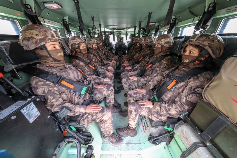 'Özel kahramanlar' tetikte! PKK'nın kabusu oldular 16