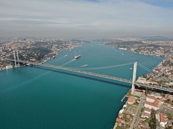 İstanbul Boğazı'nda muhteşem görüntü! 2