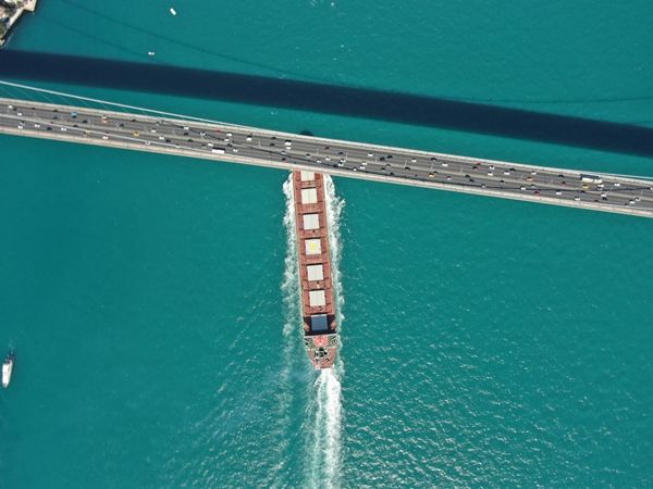 İstanbul Boğazı'nda muhteşem görüntü! 3