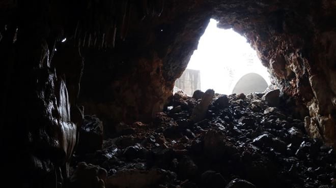 Tünel inşaatının girişi çökünce ortaya çıktı! 12