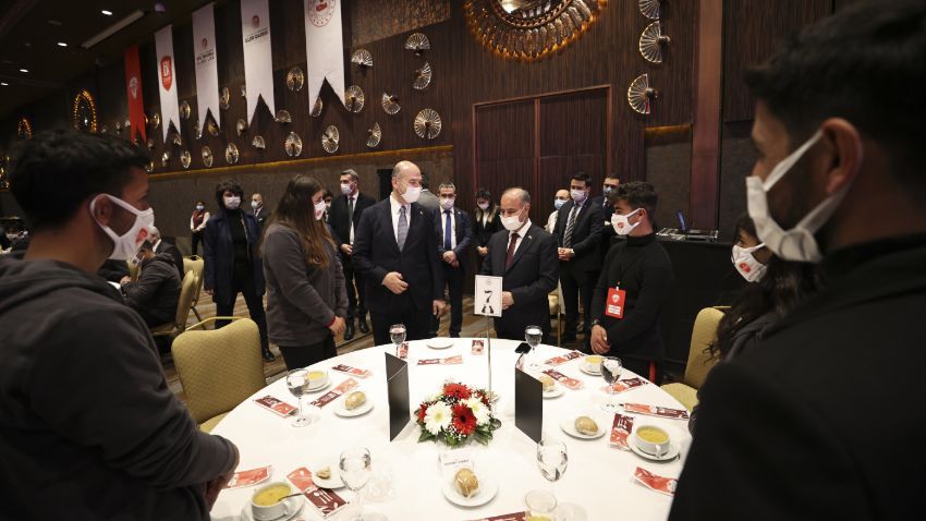 Bakan Soylu, 'Yarın Çok Genç Olacak Projesi' kapsamında çocuklarla buluştu 7